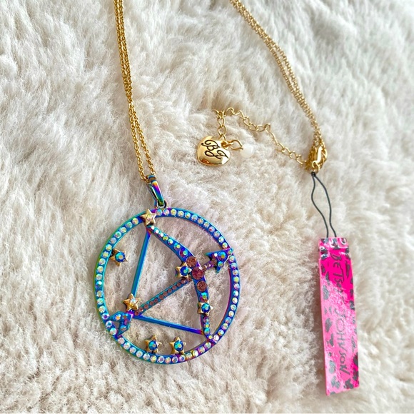 BETSEY JOHNSON Two-Tone Multi-Stone Sagittarius Zodiac Pendant Necklace NWT - Picture 7 of 16